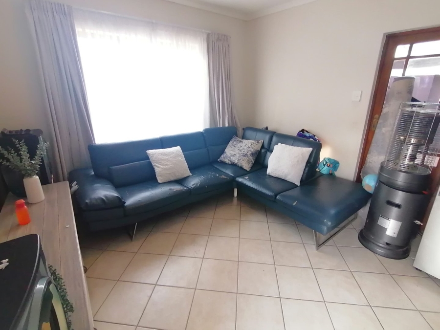 3 Bedroom Property for Sale in Hillside Free State